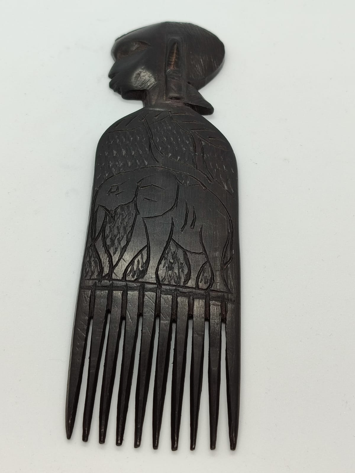 Sculptured Comb