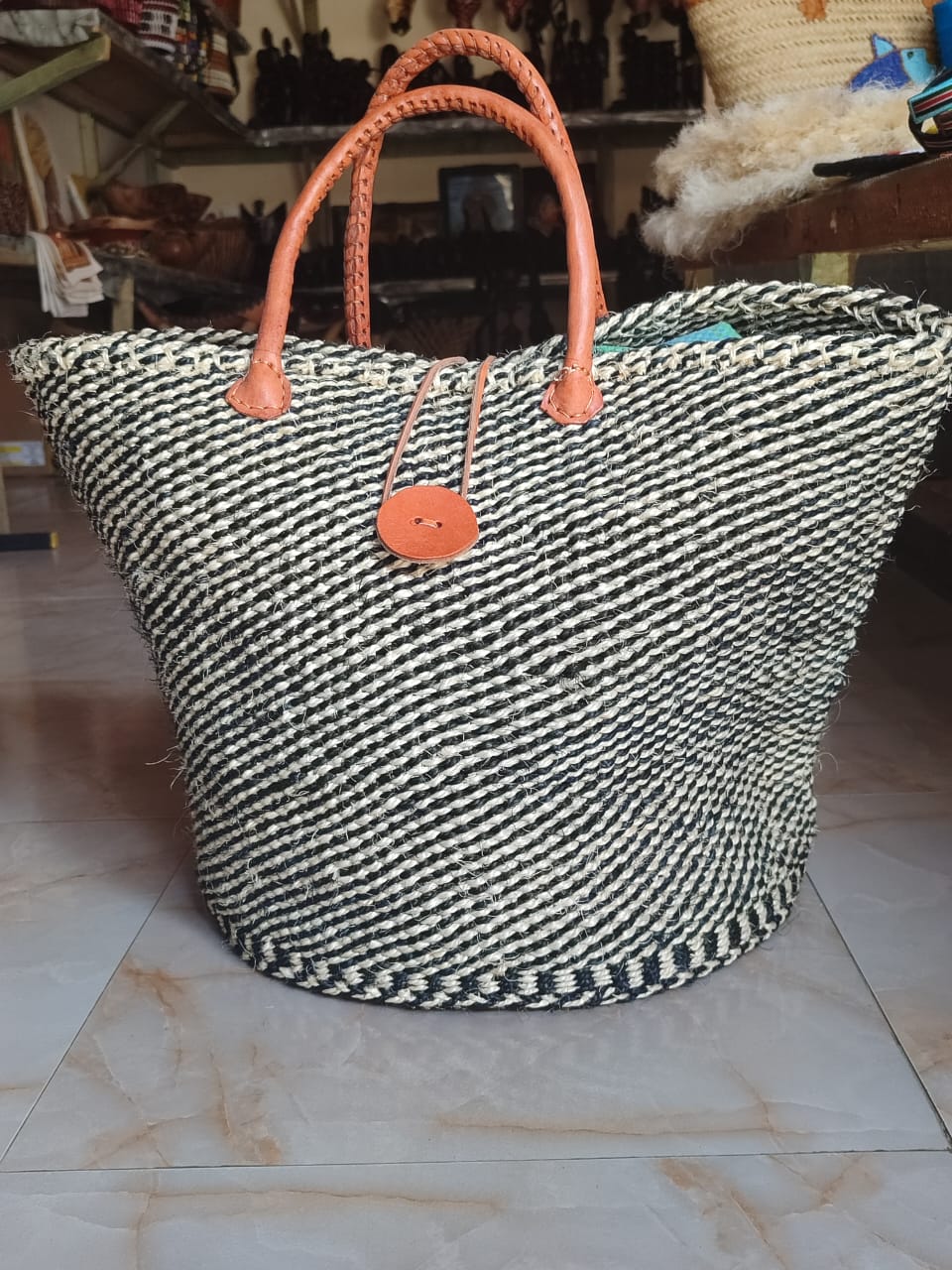 Kenyan Sisal Kiondo Bag