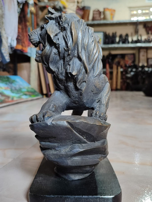 Lion Sculpture