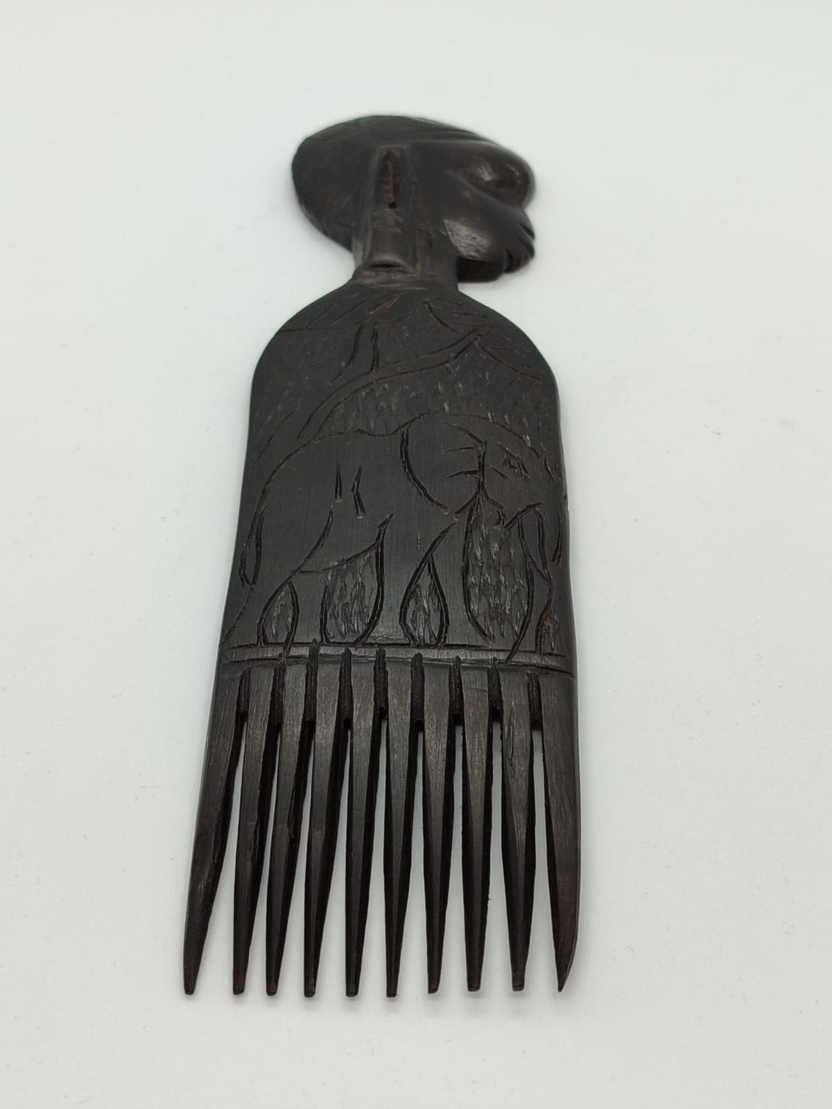 Sculptured Comb